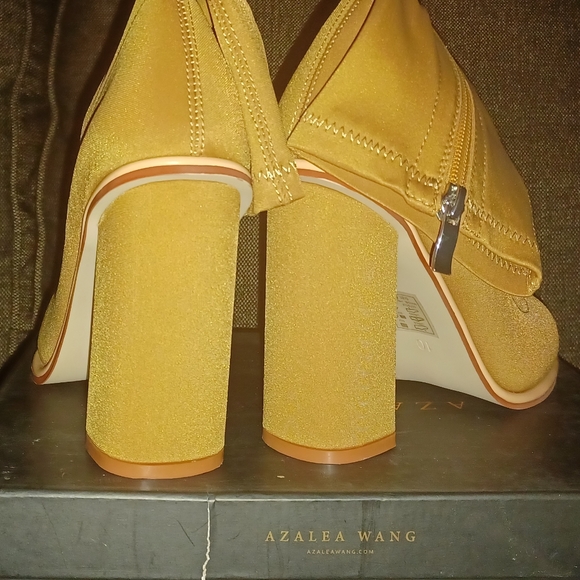 Azalea Wang Size 10 Lycra Sock Bootie in Nude - Picture 5 of 8